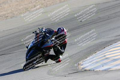 media/Jan-08-2022-SoCal Trackdays (Sat) [[1ec2777125]]/Turn 10 (2pm)/